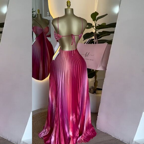 ✨Y2K Retro Bundle✨ NEW Strappy Suspenders Tube Top + Pleated Swing Dress | Cotta - Picture 5 of 5